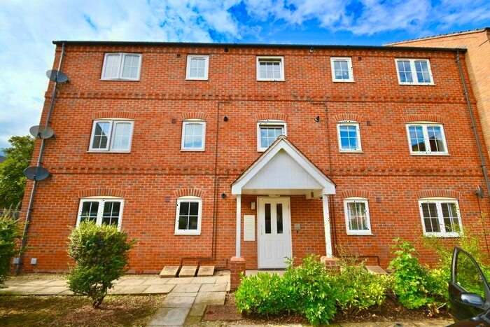 2 Bedroom Apartment To Rent In Lancaster Court, Auckley, Doncaster, DN9