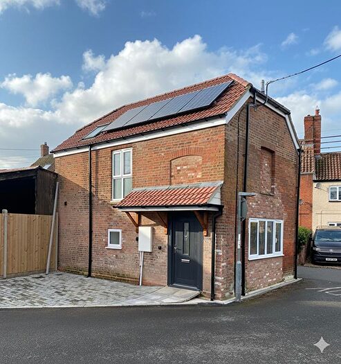 2 Bedroom Detached House For Sale In Queen Street, North Petherton, TA6