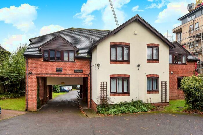 1 Bedroom Apartment To Rent In Slough, Berkshire, SL1