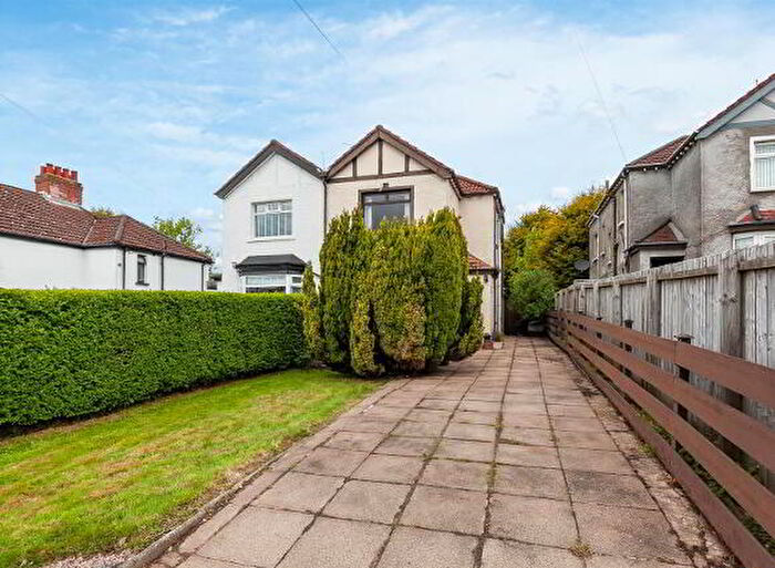 3 Bedroom Semi-Detached House For Sale In Ballysillan Road, Belfast, BT14