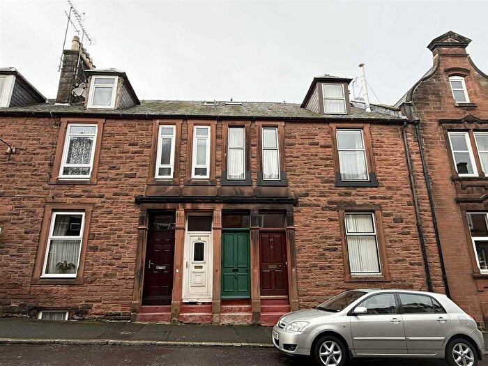 3 Bedroom Maisonette For Sale In Rae Street, Dumfries, DG1