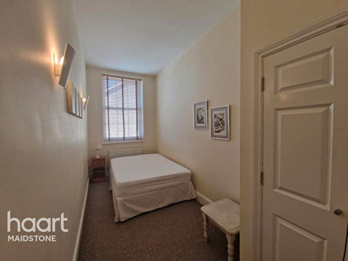 2 Bedroom Apartment To Rent In St Andrews Park, Tarragon Road, Maidstone, ME16