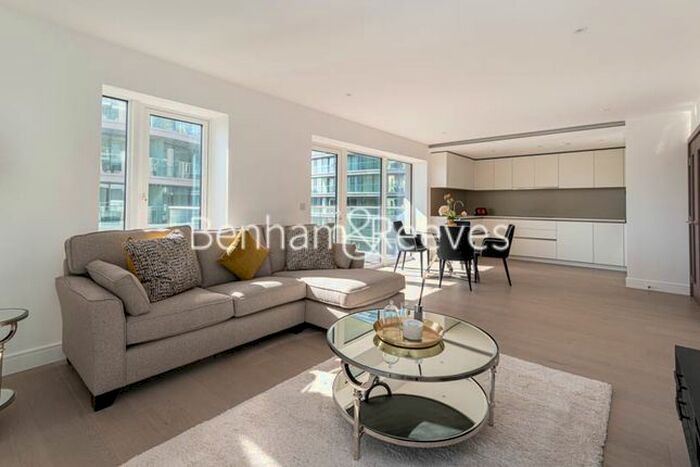 2 Bedroom Flat To Rent In Tierney Lane, Hammersmith, W6