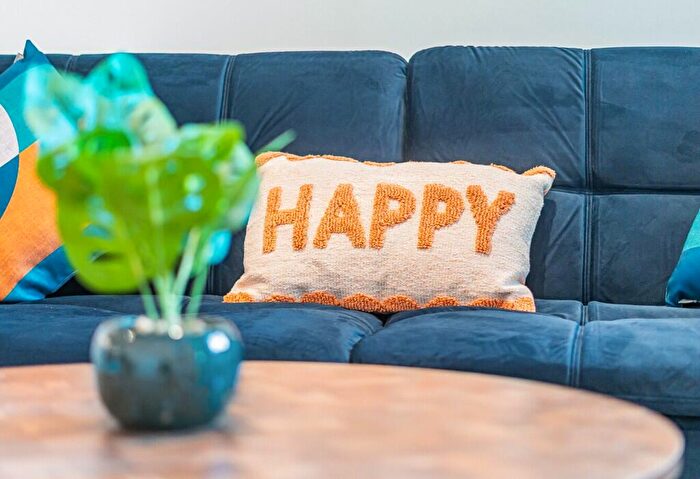 1 Bedroom Apartment For Sale In Thakeham Road, Storrington, West Sussex, RH20