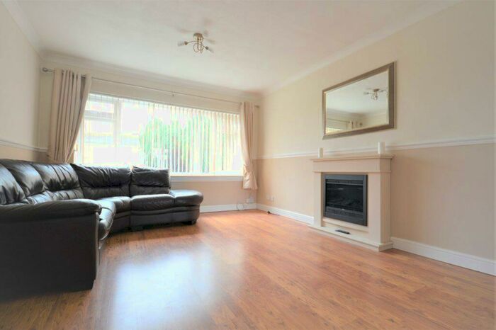 2 Bedroom Villa To Rent In L &#; Greenfield Road, Balerno, EH14