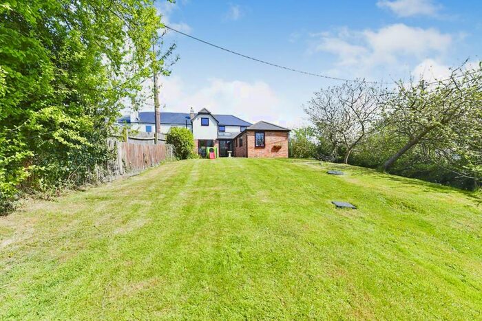 4 Bedroom Cottage For Sale In Main Street, Upton, Huntingdon, PE28