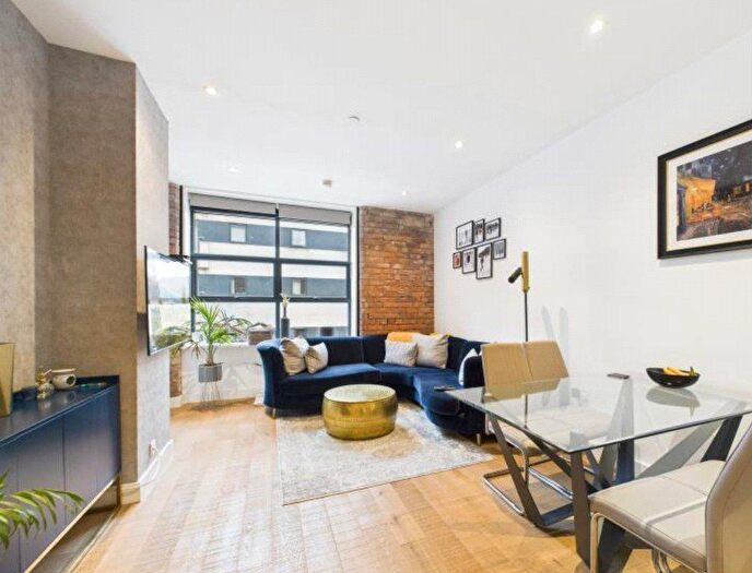 1 Bedroom Property To Rent In Oval Road, Jamestown Road, NW1