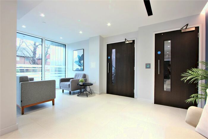 2 Bedroom Flat To Rent In Goldcrest Building, Newton Close, London, N4