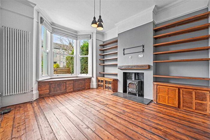 3 Bedroom Terraced House To Rent In Warbeck Road, London, W12