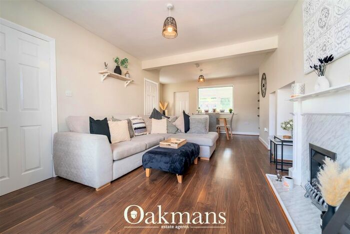 2 Bedroom End Of Terrace House For Sale In Kingswood Road, Northfield, Birmingham, B31