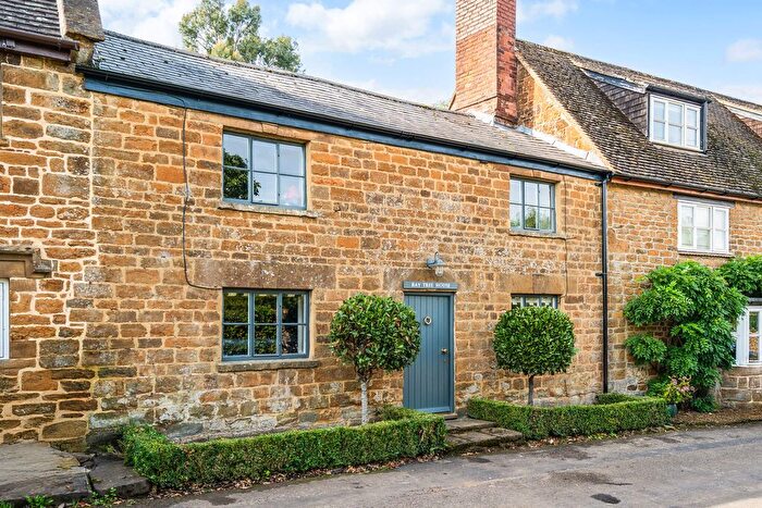 3 Bedroom Detached House For Sale In Bell Street, Hornton, OX15
