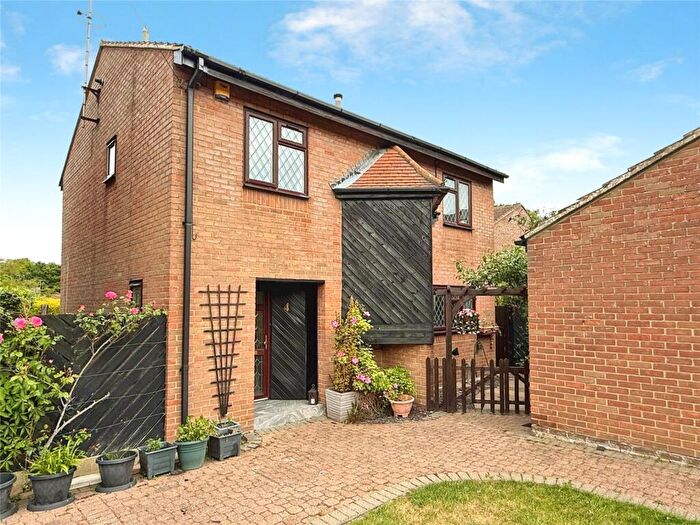 4 Bedroom Detached House For Sale In Emanuel Road, Langdon Hills, Basildon, Essex, SS16