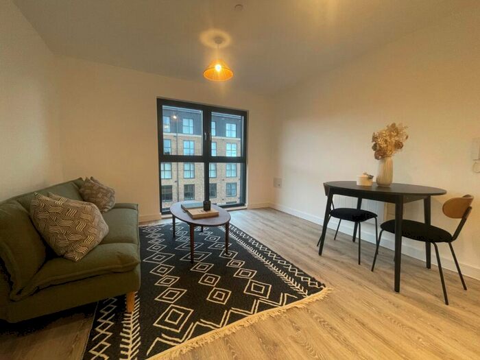 1 Bedroom Flat To Rent In Fox House, Erasmus Drive, Derby, Derbyshire, DE1