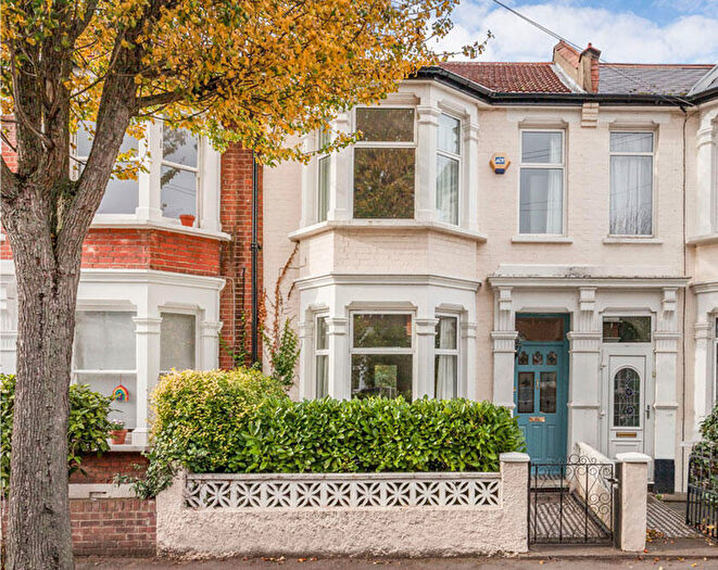 5 Bedroom Terraced House For Sale In Twickenham Road, Leytonstone, E11