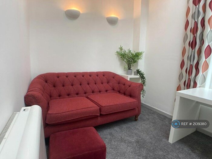 1 Bedroom Flat To Rent In Sheldon Road, Sheffield, S7