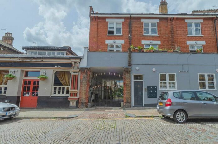 2 Bedroom Mews To Rent In Mount Pleasant Mews, London, N4