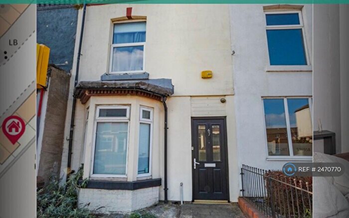 3 Bedroom Terraced House To Rent In Tonge Moor Road, Bolton, BL2