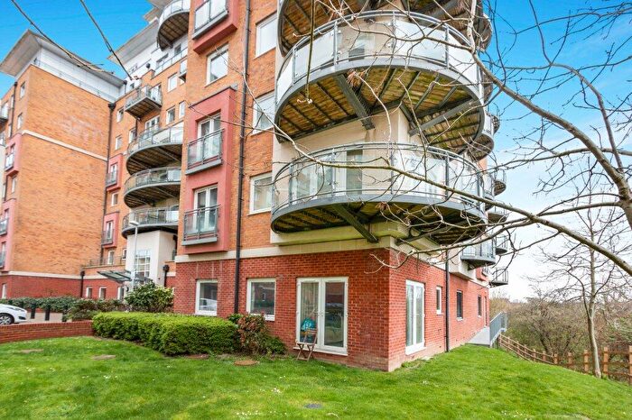 1 Bedroom Apartment For Sale In Winterthur Way, Basingstoke, Hampshire, RG21