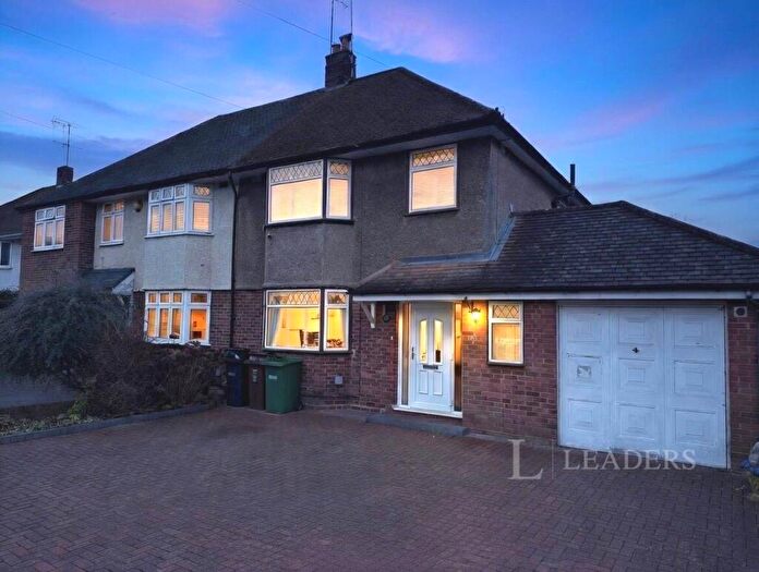 3 Bedroom Semi-Detached House For Sale In Beech Road, St. Albans, Hertfordshire, AL3