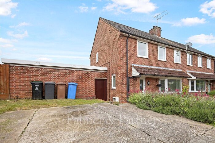 3 Bedroom Semi Detached House To Rent In Carmarthen Close, Ipswich, Suffolk, IP2