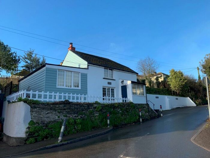 2 Bedroom Detached House For Sale In Crafthole, PL11