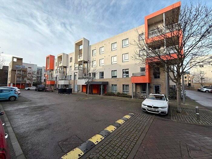 2 Bedroom Flat To Rent In Glenalmond Avenue, Cambridge, CB2