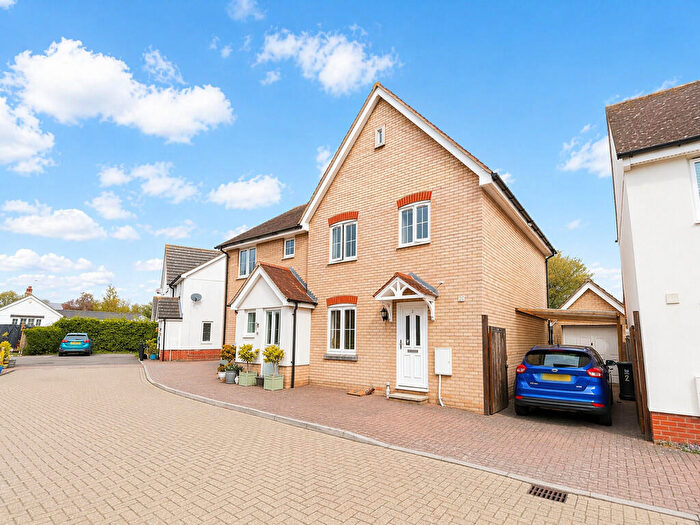 3 Bedroom Semi-Detached House For Sale In Brock Close, Tiptree, CO5