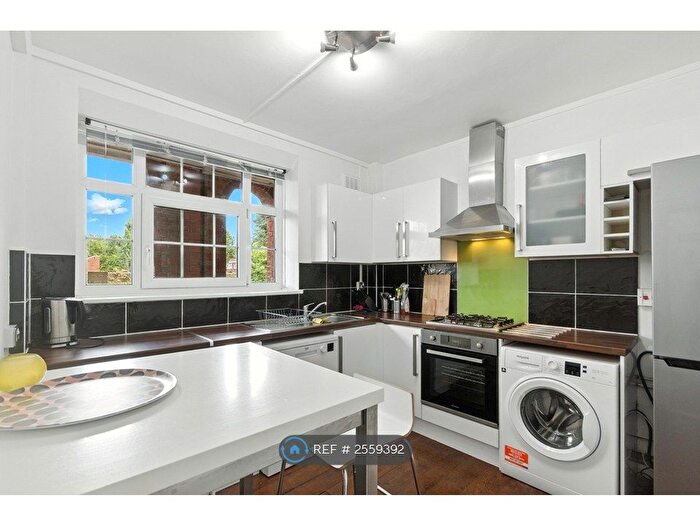 1 Bedroom Flat To Rent In Comber House, London, SE5