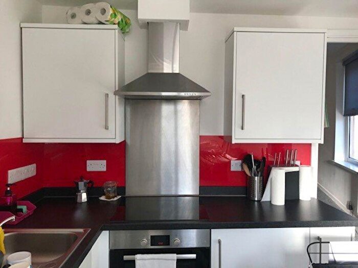 1 Bedroom Flat To Rent In Cowley Road, OX4