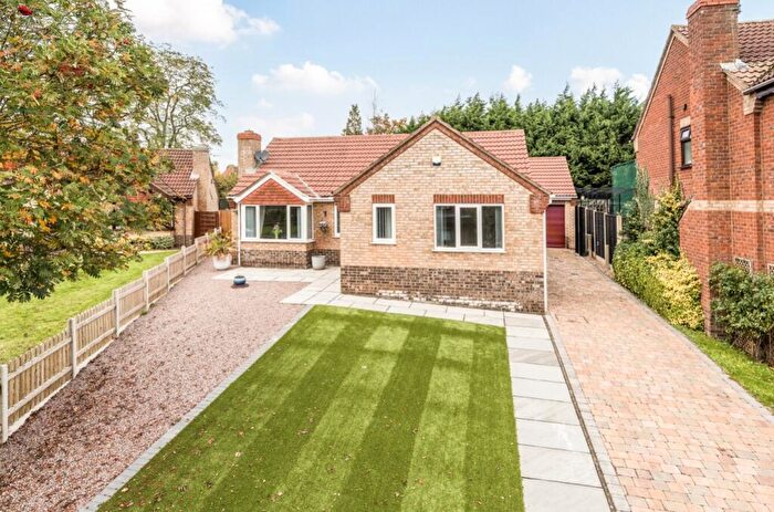 3 Bedroom Detached Bungalow For Sale In Sheppards Close, Heighington, LN4