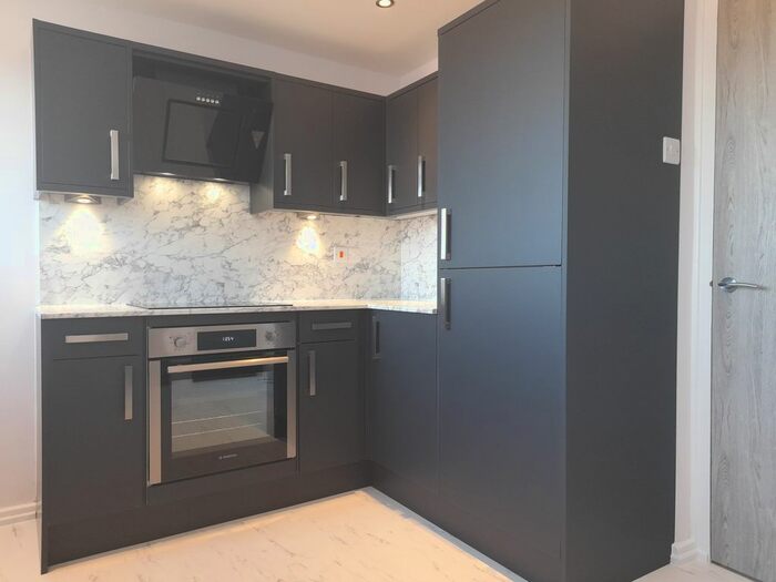 2 Bedroom Flat To Rent In Wingfield Road, Wingfield, Rotherham, S61