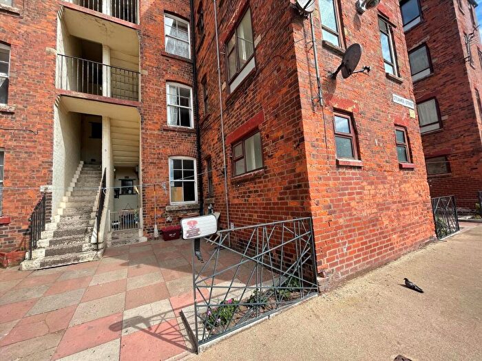 1 Bedroom Flat To Rent In Steamer Street, Barrow In Furness, LA14