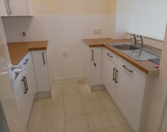 1 Bedroom Flat To Rent In Parsons Lane, CB6