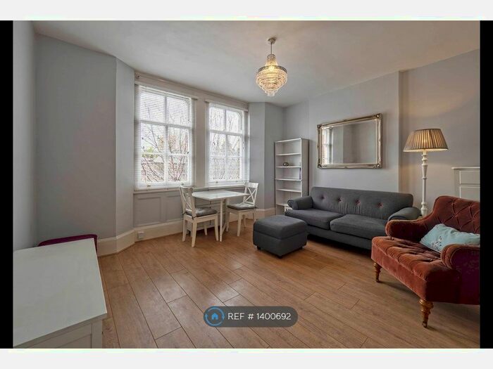 1 Bedroom Flat To Rent In Cross Street, London, N1