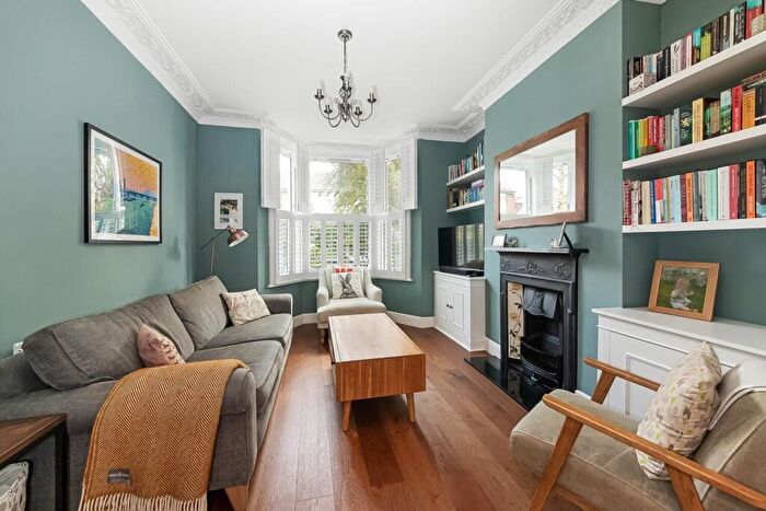 3 Bedroom House For Sale In Alderton Road, Herne Hill, London, SE24
