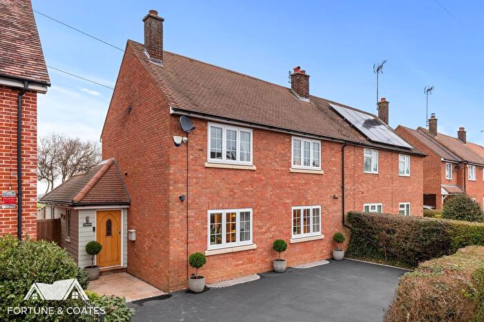 3 Bedroom Semi-Detached House For Sale In Rainbow Road, Matching Tye, Harlow, CM17