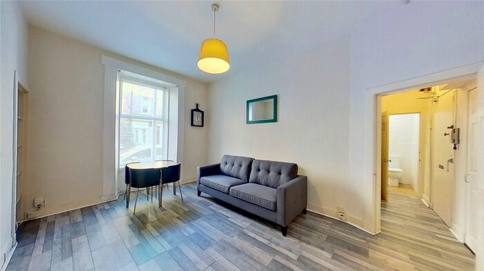 1 Bedroom Flat To Rent In Watson Crescent, Edinburgh, EH11