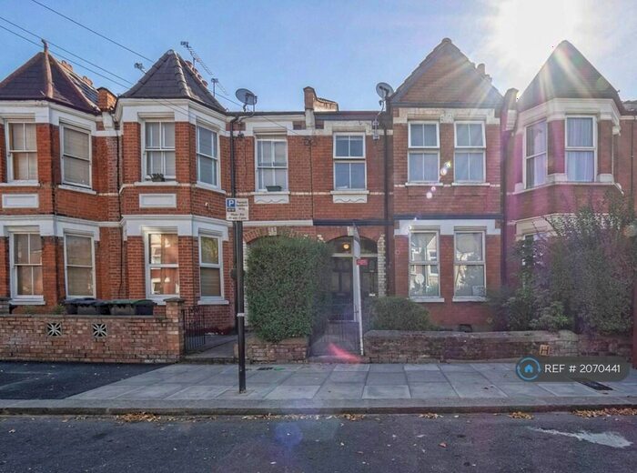 3 Bedroom Maisonette To Rent In Lyndhurst Road, London, N22