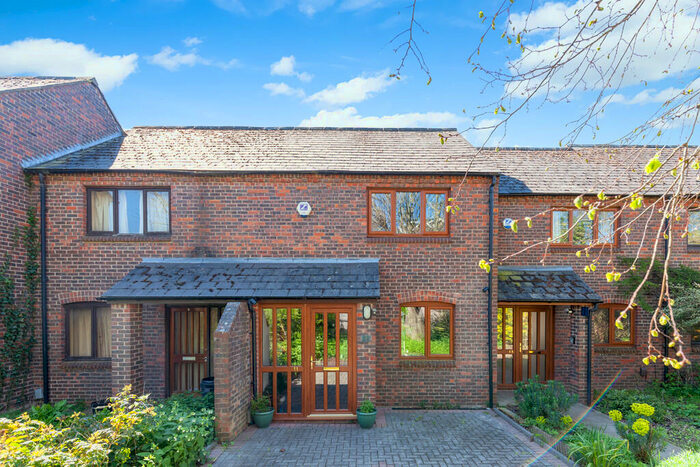 2 Bedroom Terraced House To Rent In Trinity Street, Oxford, OX1