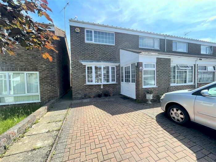 1 Bedroom Apartment To Rent In Bedale Close, Crawley, West Sussex, RH11