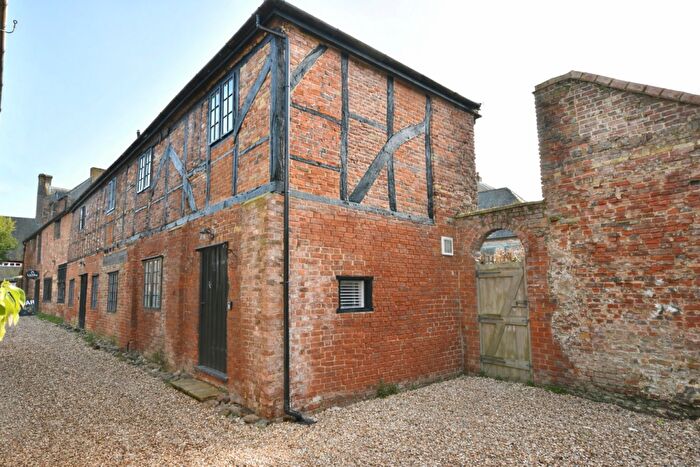 2 Bedroom Character Property For Sale In King Street, King's Lynn, PE30