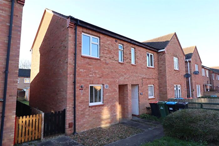 2 Bedroom End Of Terrace House For Sale In Arlott Crescent, Oldbrook, Milton Keynes, MK6