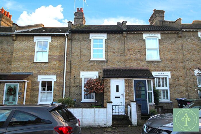 2 Bedroom Terraced House For Sale In Sterling Road, Enfield, EN2