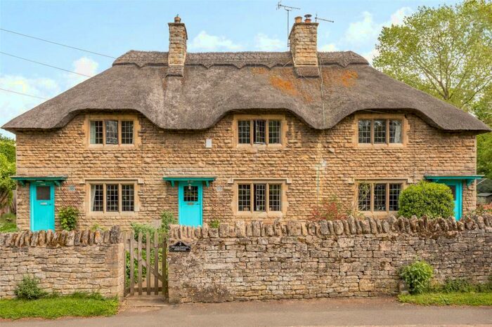 3 Bedroom Terraced House For Sale In Lutton Road, Polebrook, Northamptonshire, PE8