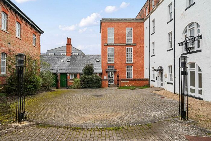 3 Bedroom Flat For Sale In Longs Building, Snuff Court, SN10