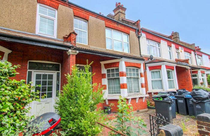 1 Bedroom Flat To Rent In Bingham Road, Addiscombe, Croydon, CR0