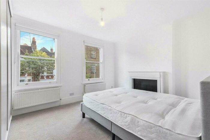 4 Bedroom House To Rent In Mossbury Road, Clapham Junction, London, SW11
