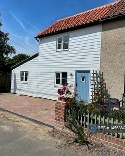 2 Bedroom Semi-Detached House To Rent In The Path, Colchester, CO7