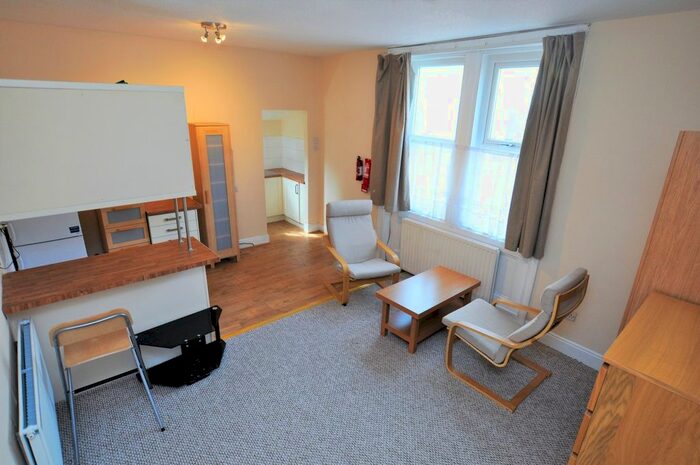 1 Bedroom Studio To Rent In Cavendish Place, Jesmond, Newcastle Upon Tyne, NE2