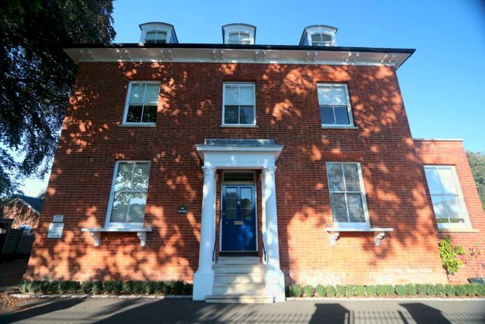 1 Bedroom Apartment To Rent In Northfield End, Henley On Thames, RG9
